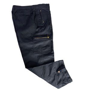 Chico's Women's Comfort Waist Black Utility Crops 0.5